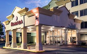 Ramada Birmingham Airport 3*